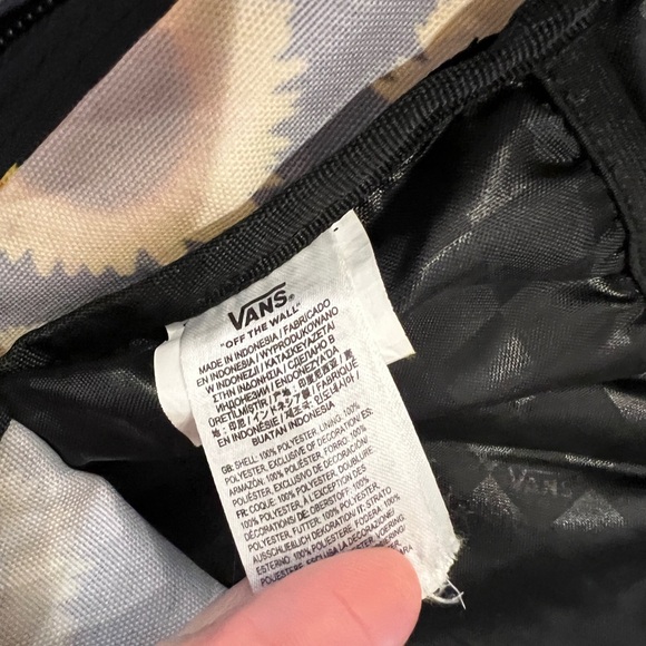 Vans Floral Pattern Backpack - Picture 2 of 4